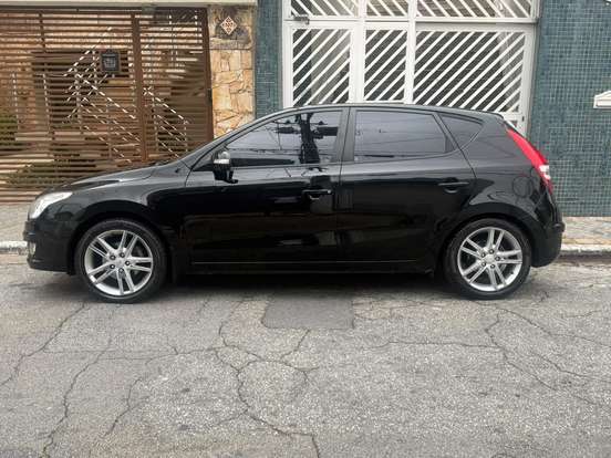 HYUNDAI-I30-2.0 MPFI GLS 16V GASOLINA 4P AUTOMÁTICO HYUNDAI-I30-2010