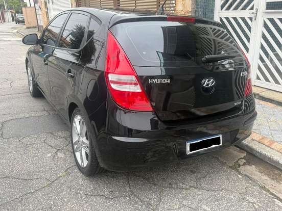 HYUNDAI-I30-2010