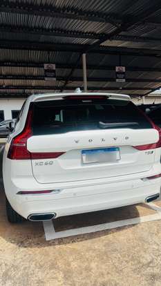 VOLVO-XC60-2018