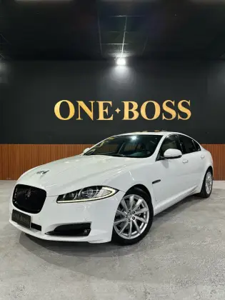JAGUAR XF 2.0 PREMIUM LUXURY TURBOCHARGED GASOLINA 4P AUTOMÁTICO