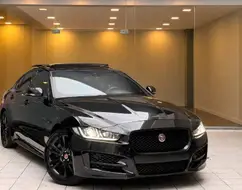 JAGUAR XE 2.0 16V SI4 TURBO GASOLINA R-SPORT 4P AUTOMÁTICO JAGUAR XE 2.0 16V SI4 TURBO GASOLINA R-SPORT 4P AUTOMÁTICO