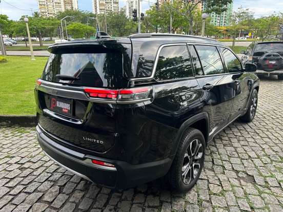 JEEP-COMMANDER-2025