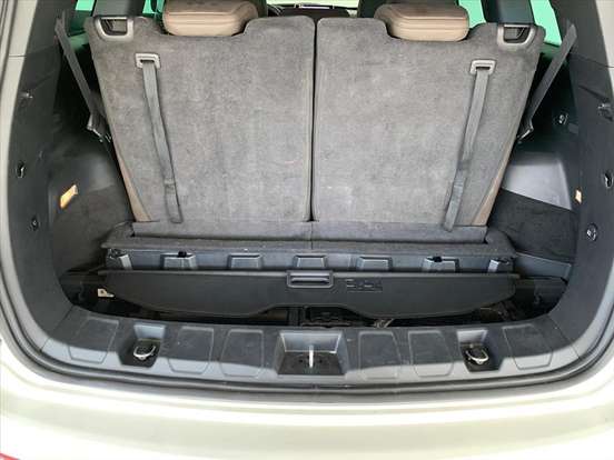 JEEP-COMMANDER-2024
