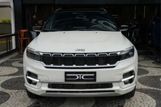 JEEP-COMMANDER-2022