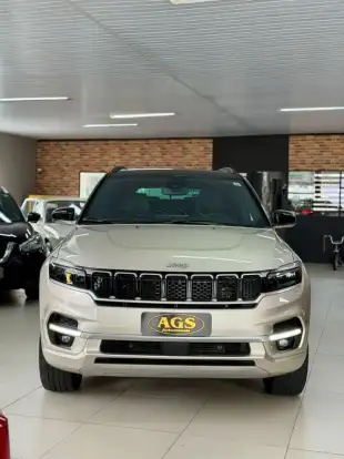 JEEP-COMMANDER-2022