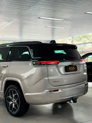 JEEP-COMMANDER-2022