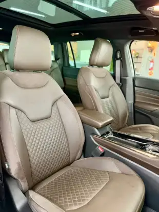 JEEP-COMMANDER-2022