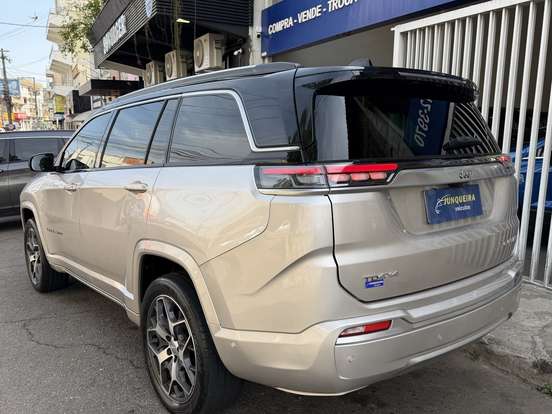 JEEP-COMMANDER-2021