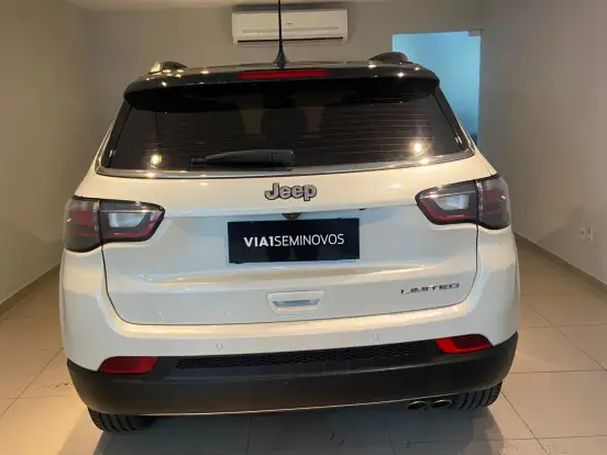 JEEP-COMPASS-2024