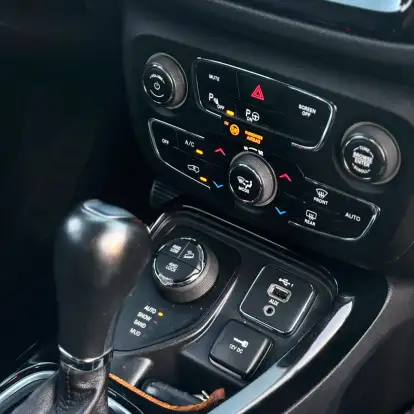 JEEP-COMPASS-2.0 16V DIESEL LIMITED 4X4 AUTOMÁTICO JEEP-COMPASS-2020