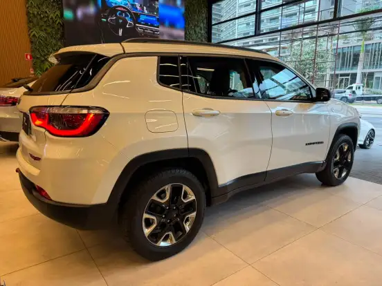 JEEP-COMPASS-2017