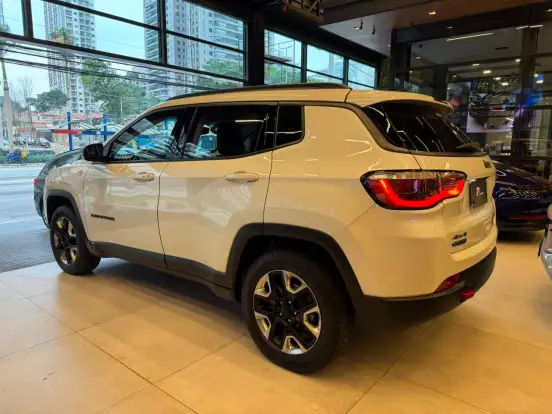 JEEP-COMPASS-2017