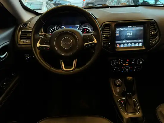 JEEP-COMPASS-2.0 16V DIESEL TRAILHAWK 4X4 AUTOMÁTICO JEEP-COMPASS-2017