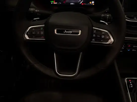 JEEP-COMPASS-2.0 HURRICANE 4 TURBO GASOLINA BLACKHAWK AT9 JEEP-COMPASS-2024