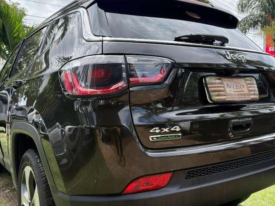 JEEP-COMPASS-2.0 16V DIESEL LONGITUDE 4X4 AUTOMÁTICO JEEP-COMPASS-2017