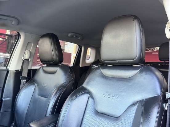 JEEP-COMPASS-2.0 16V DIESEL LONGITUDE 4X4 AUTOMÁTICO JEEP-COMPASS-2020