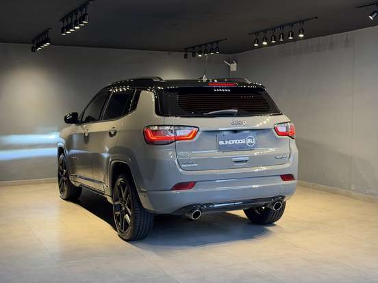 JEEP-COMPASS-2.0 HURRICANE 4 TURBO GASOLINA BLACKHAWK AT9 JEEP-COMPASS-2025