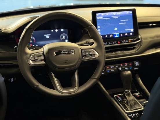 JEEP-COMPASS-2.0 HURRICANE 4 TURBO GASOLINA BLACKHAWK AT9 JEEP-COMPASS-2025