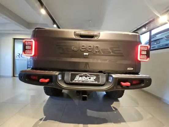 JEEP-GLADIATOR-2022