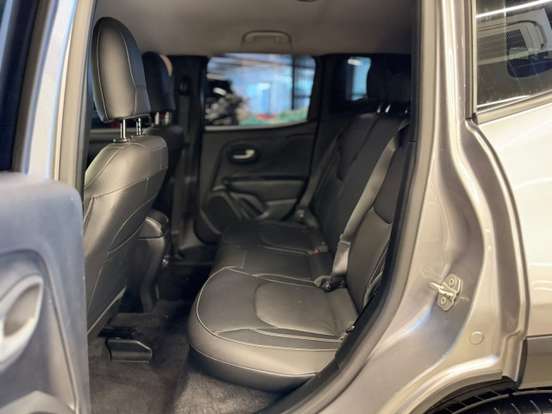 JEEP-RENEGADE-2024