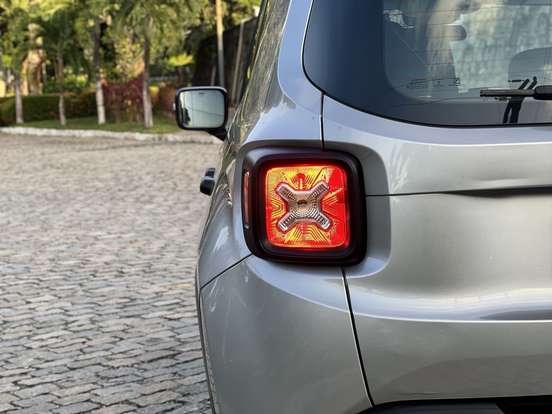 JEEP-RENEGADE-2019