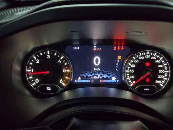 JEEP-RENEGADE-2.0 16V TURBO DIESEL TRAILHAWK 4P 4X4 AUTOMÁTICO JEEP-RENEGADE-2021