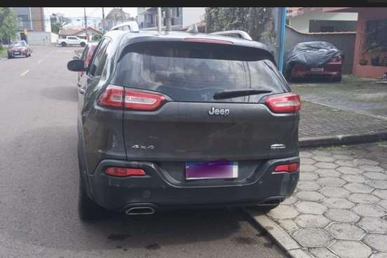 JEEP-CHEROKEE-2015