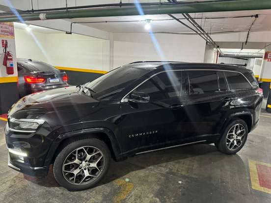 JEEP-COMMANDER-2021