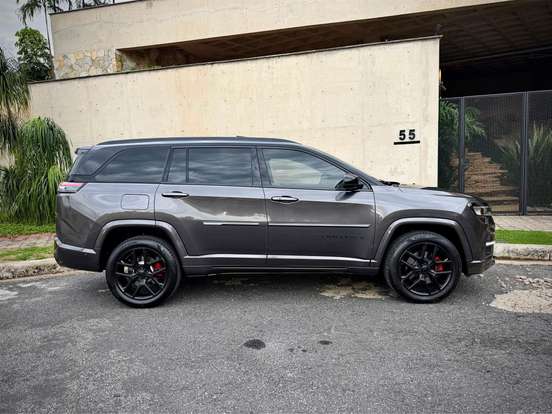 JEEP-COMMANDER-2.0 HURRICANE 4 TURBO GASOLINA BLACKHAWK AT9 JEEP-COMMANDER-2024