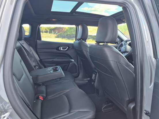 JEEP-COMPASS-2025