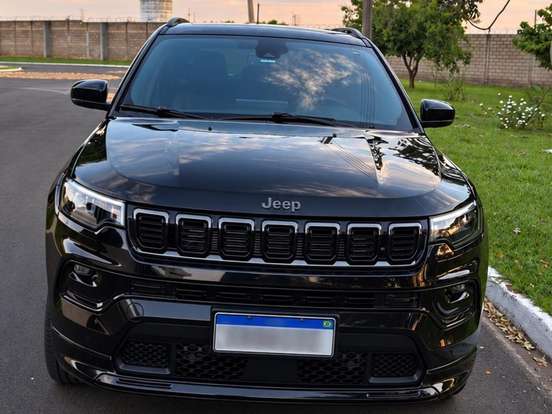 JEEP-COMPASS-2.0 HURRICANE 4 TURBO GASOLINA BLACKHAWK AT9 JEEP-COMPASS-2025