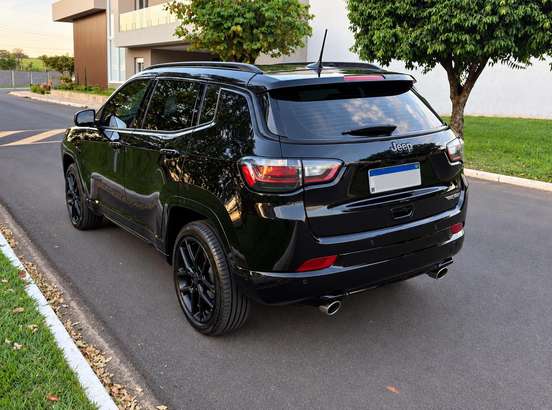 JEEP-COMPASS-2025