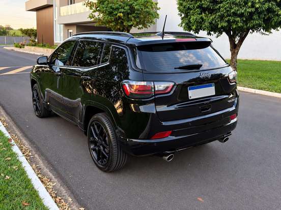 JEEP-COMPASS-2.0 HURRICANE 4 TURBO GASOLINA BLACKHAWK AT9 JEEP-COMPASS-2025