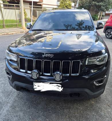 JEEP GRAND CHEROKEE 3.6 LAREDO 4X4 V6 24V GASOLINA 4P AUTOMÁTICO