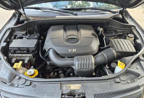JEEP-GRAND CHEROKEE-3.6 LAREDO 4X4 V6 24V GASOLINA 4P AUTOMÁTICO JEEP-GRAND CHEROKEE-2015
