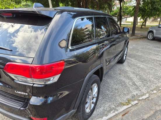 JEEP-GRAND CHEROKEE-3.6 LAREDO 4X4 V6 24V GASOLINA 4P AUTOMÁTICO JEEP-GRAND CHEROKEE-2015