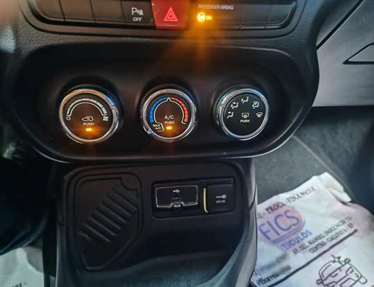 JEEP-RENEGADE-2016