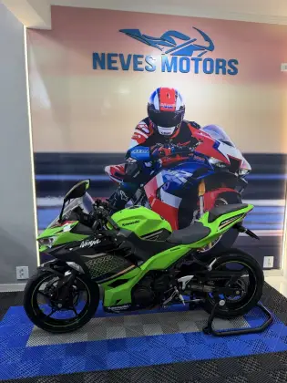 KAWASAKI NINJA 400 