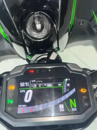 KAWASAKI-Z650 ABS-2025
