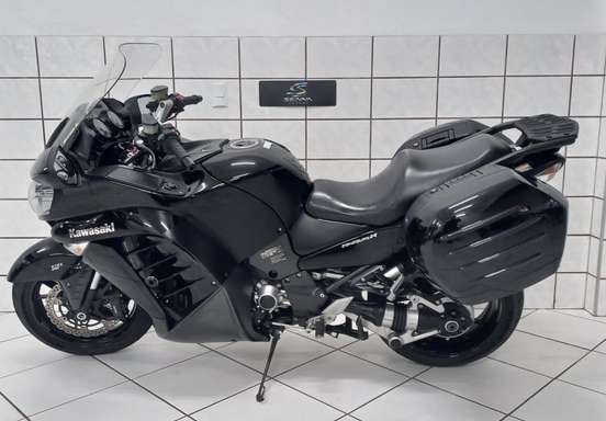 KAWASAKI-CONCOURS 14-2012