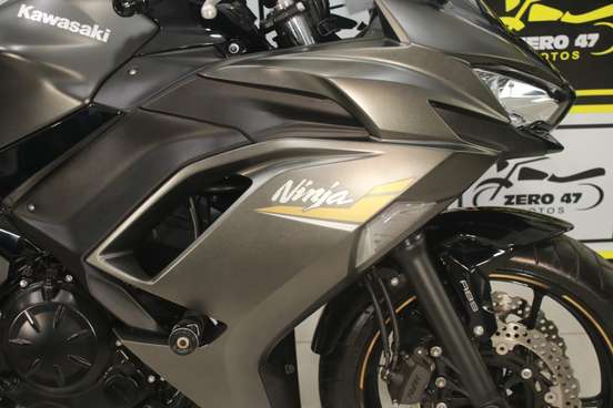KAWASAKI-NINJA 650 ABS-2023