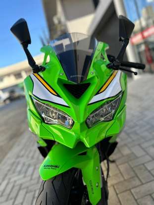 KAWASAKI-NINJA ZX-4R SE-2025