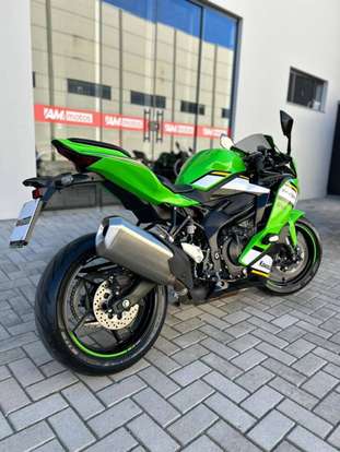 KAWASAKI-NINJA ZX-4R SE-2025