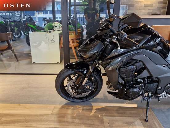 KAWASAKI-Z1100 KAWASAKI-Z1100-2026