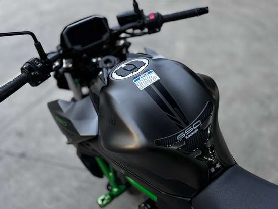 KAWASAKI-Z650 ABS-2023