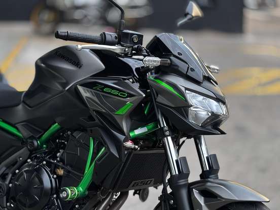 KAWASAKI-Z650 ABS-2023