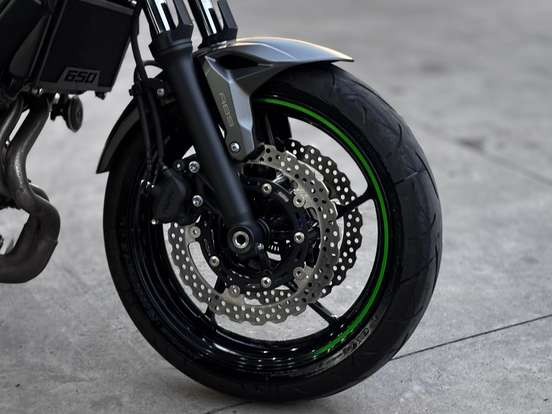 KAWASAKI-Z650 ABS-2023