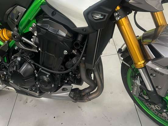 KAWASAKI-Z900 R EDITION KAWASAKI-Z900 R EDITION-2026