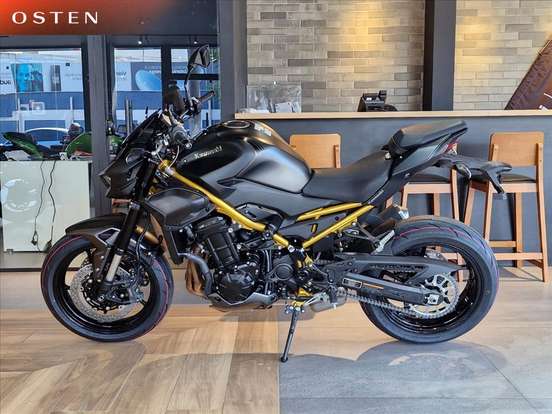 KAWASAKI-Z900 KAWASAKI-Z900-2026