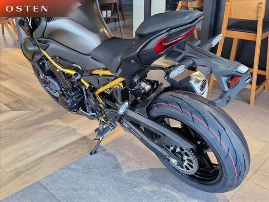 KAWASAKI-Z900 KAWASAKI-Z900-2026